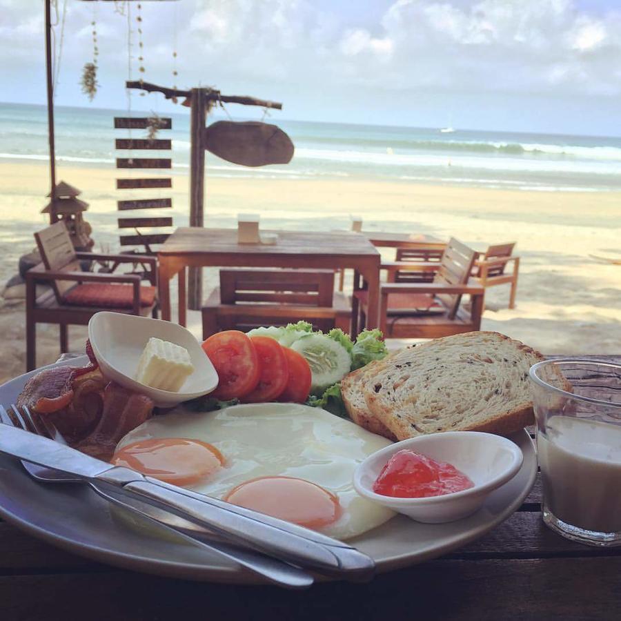 Jj Beach Resort & Jj Seafood Koh Phayam Buitenkant foto