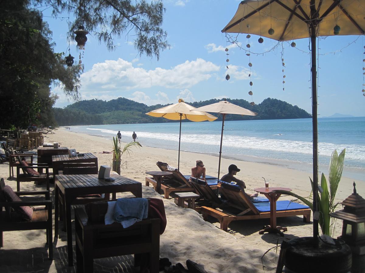 Jj Beach Resort & Jj Seafood Koh Phayam Buitenkant foto